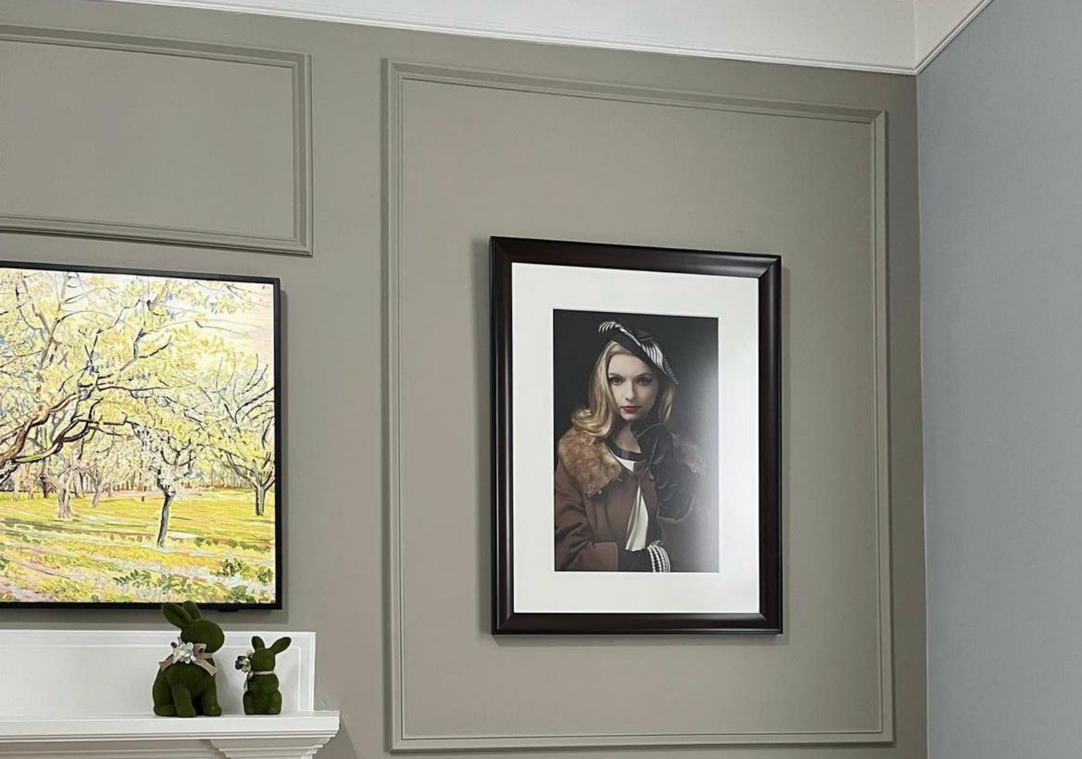 Master the art of crown molding installation with professional techniques and design insights. Transform your spaces with expert craftsmanship and timeless elegance. Call Radford Woodworks today for custom solutions